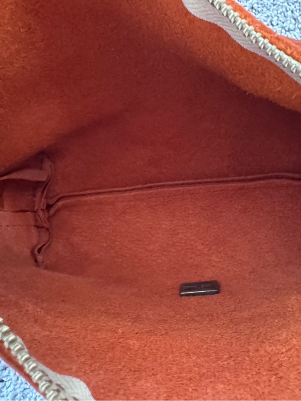 Portland Leather Koi Slouchy Shoulder Bag - Picture 5 of 5